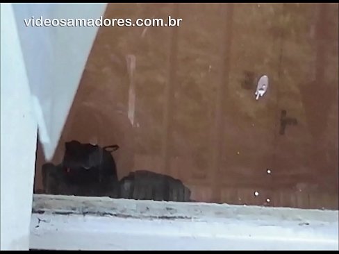 ❤️ Kiimas mees vaatab oma tüdruksõpra koos teise mehega, salvestab keppimisvideot ilma paari häirimata ❤❌ Seksivideo at et.liporno.ru