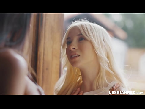 ❤️ Tüdruk tuleb paar kuud hiljem koju ja jõuab sööma oma kasuema tussu ❤❌ Seksivideo at et.liporno.ru